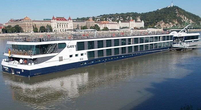 MS Monarch Princess River Cruise Ships MS Monarch Princess River Cruise Ships