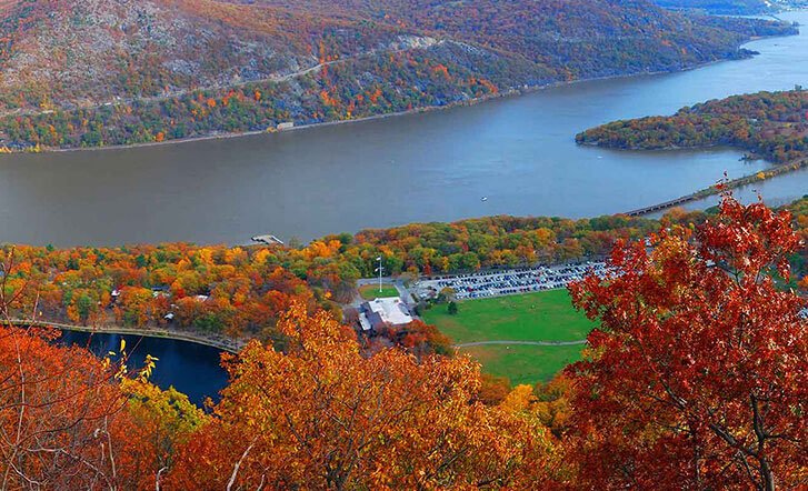 Fall Foliage Theme Cruise